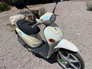 Piaggio Liberty 49cc Beige/Negro