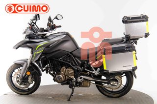 QJ MOTOR SRT 700 X