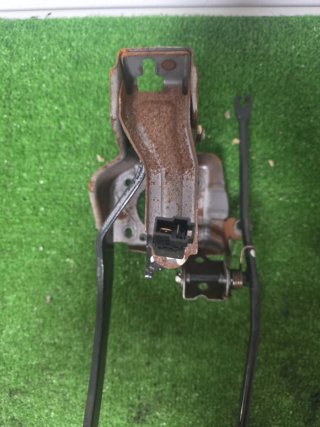 Pedalera Freno y Embrague Mitsubishi Colt