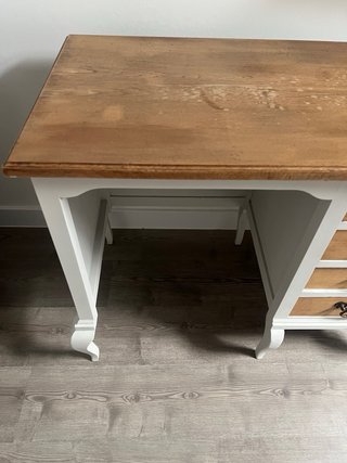 Escritorio de madera restaurado