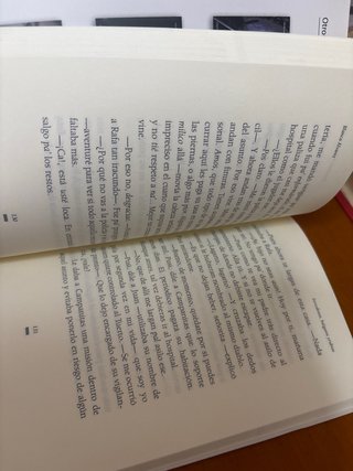 Periodistas, búlgaros y rubias
