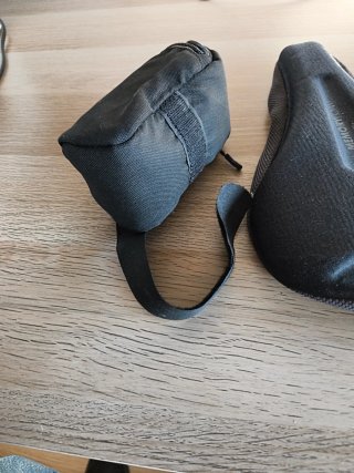 Funda sillín Btwin Memory Foam y bolsa cámara y he