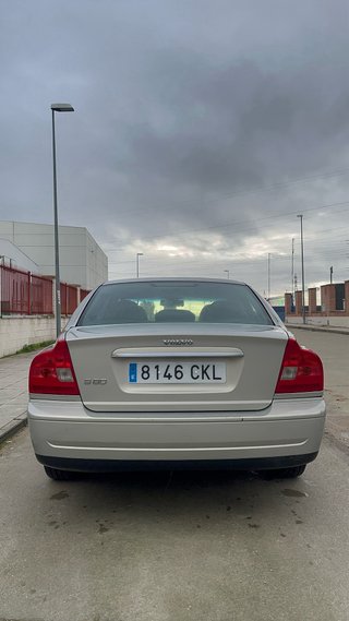 Volvo S80 2003