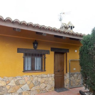 VS 0891 – CHALET CON PISCINA Y JARDÍN EN NÁQUERA