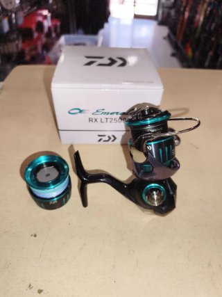 Carrete Daiwa Emeraldas RX LT2500