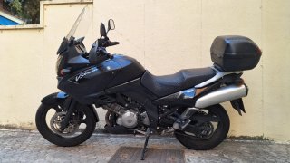 Suzuki V-Strom DL 1000 Moto