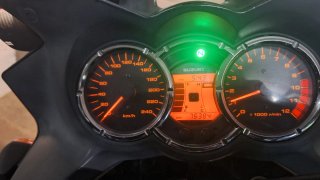 Suzuki V-Strom DL 1000 Moto
