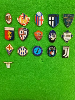 Pins de futbol