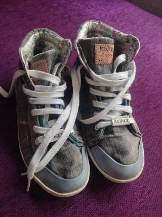 Zapatillas deportivas altas grises