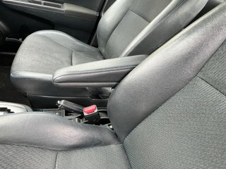 Yaris hibrido 101 cv Advance 132000 km