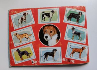Álbum de cromos de perros