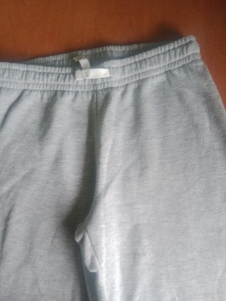 Pantalón de chándal gris