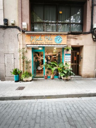 Se traspasa local de poke
