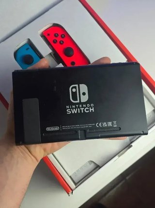 Nintendo Switch Neon Completa Azul y Rojo