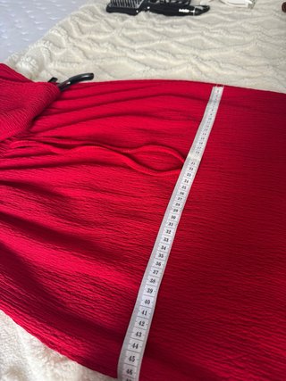 Conjunto chaleco y falda rojo