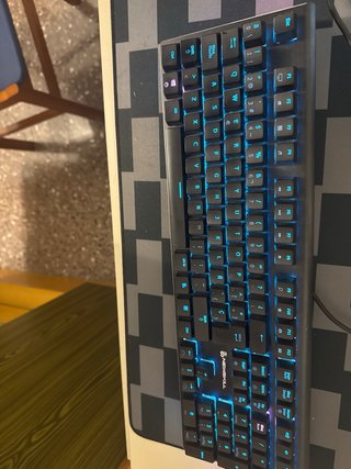 Teclado Newskill RGB Cable Negro