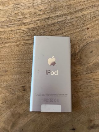 iPod Nano Apple 7ª Gen Plata