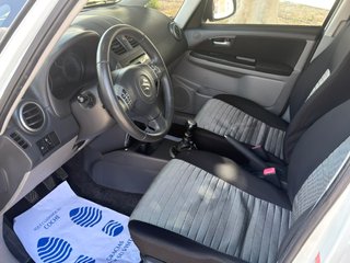 Suzuki SX4 2011