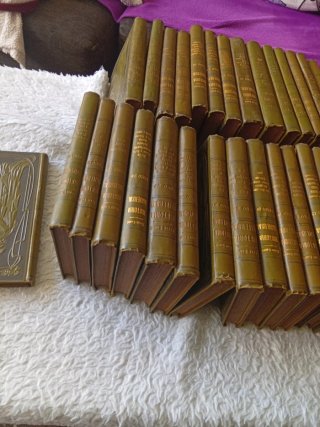 Historia Universal. Cantú. 35 volúmenes