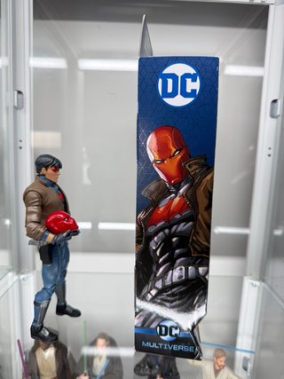 Red Hood DC Multiverse Figura de Acción
