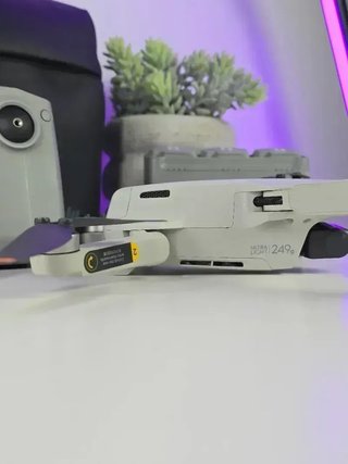 Dron DJI Mini 2 Fly More Combo 3 Batterie