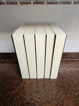 Estuche Episodios de una Guerra Interminable