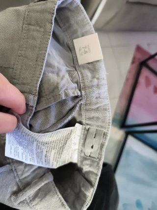 Pantalón corto gris Zara Talla 7-8 con etiqueta