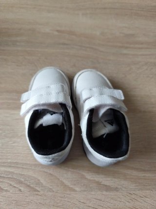 Zapatillas deportivas blancas para bebé talla 21