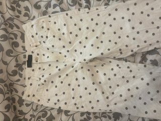 Zara Jeans Lunares Blancos Talla 36, puestos 1 vez