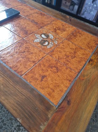 Mesa de centro madera maciza con cerámica