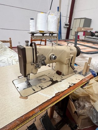Máquina de coser Pfaff doble arrastre