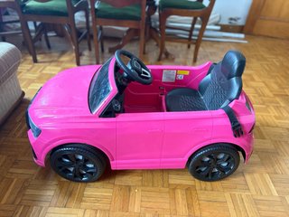 Coche eléctrico infantil rosa