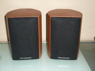 Altavoces Wharfedale MovieStar 60+ Negros