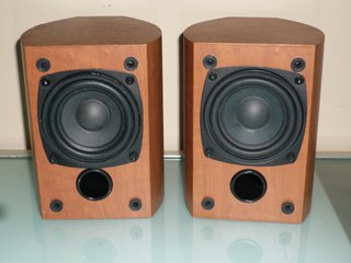 Altavoces Wharfedale MovieStar 60+ Negros