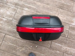 Baul Givi 46L + Parrilla