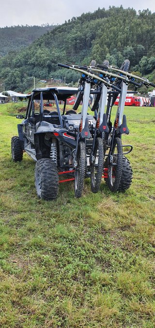 Polaris RZR XP 1000 4 plazas