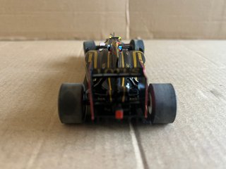 Scalextric F1 Lotus Renault R30 GP n10