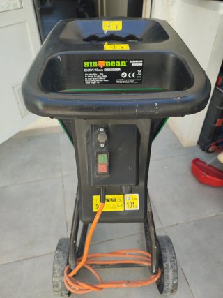 Trituradora BIG BEAR 2500W