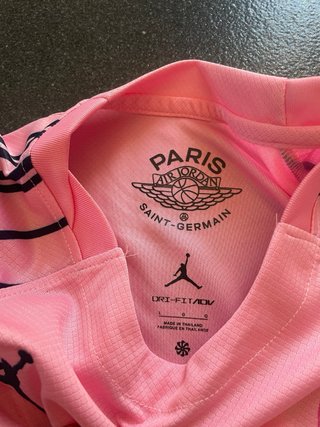 Camisola PSG 2025/2026 Rosa–Edição Especial Size L