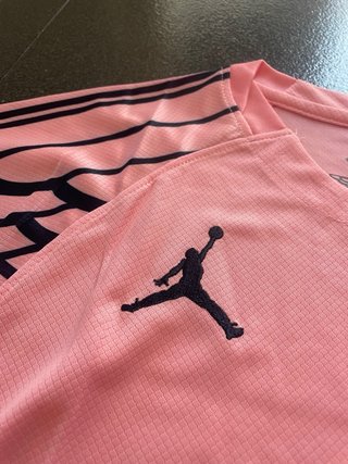 Camisola PSG 2025/2026 Rosa–Edição Especial Size L