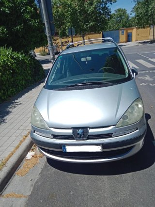 Peugeot 807 2004