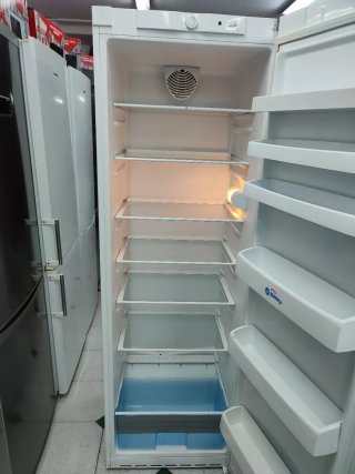Solo Nevera sin congelador marca Balay 185/60cm A+
