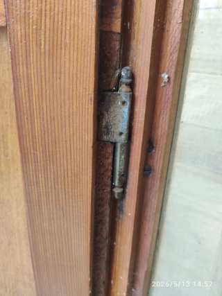 Ventana de madera antigua