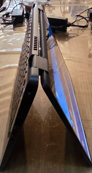 Portátil Dell Latitude 5300 2 en 1