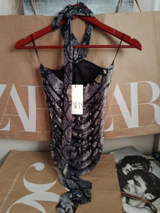 Top Zara estampado serpiente