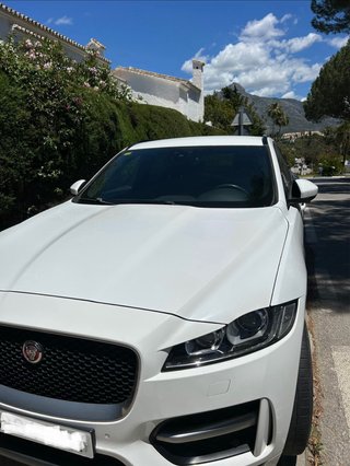 Jaguar F-Pace R-Sport 2.0d AWD 2018