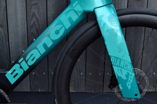 Bianchi Aquila RC Disc 2026 Sram Rival AXS