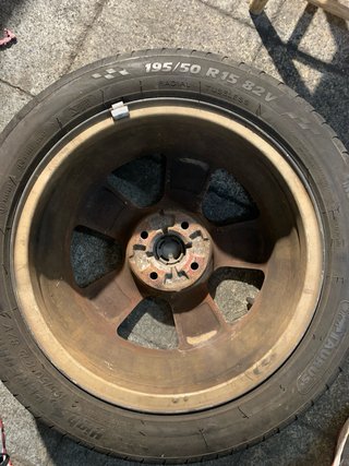 Llanta SEAT Ibiza 195/50 R15