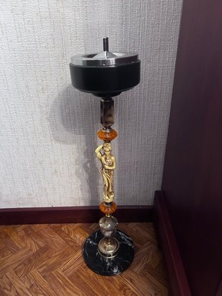 Cenicero Pie Vintage Base Mármol
