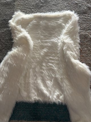 Camisola Zara peluda branca
